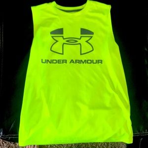 Boys Youth Under Armour sleeveless shirt NWOT